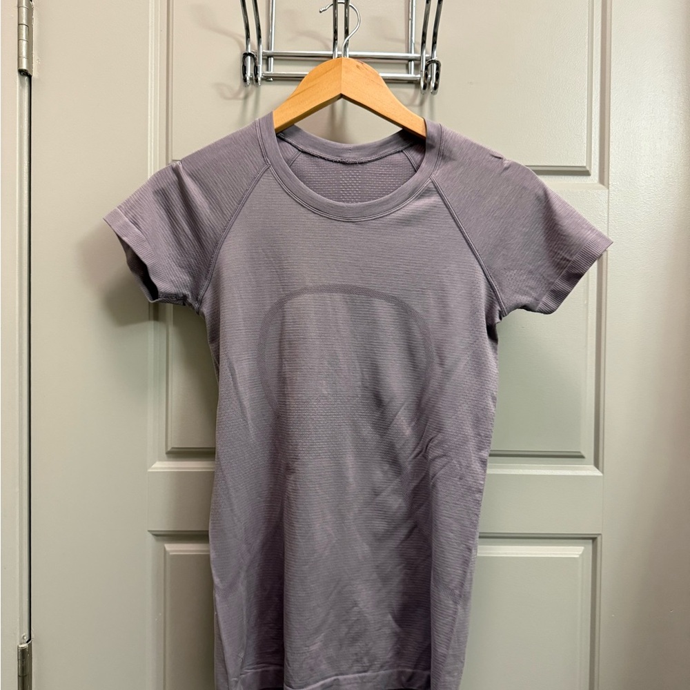 lululemon athletica Purple Short Sleeve Tee